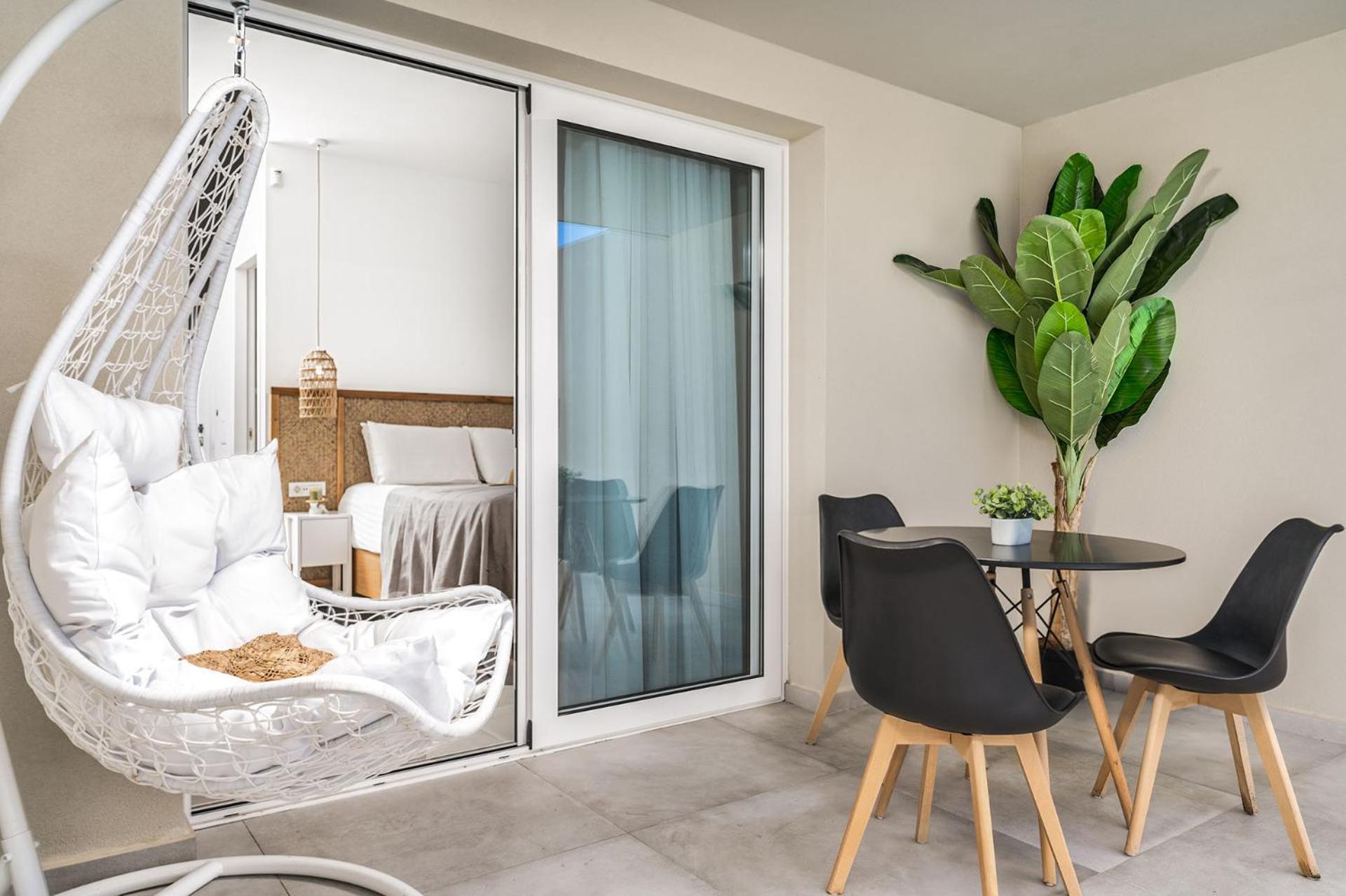 Myzith Luxury Suites Kerí Kültér fotó