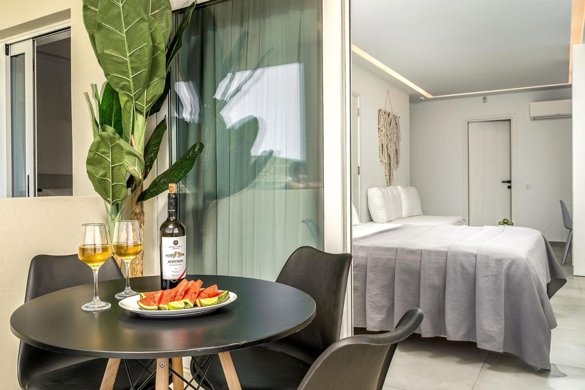 Myzith Luxury Suites Kerí Kültér fotó