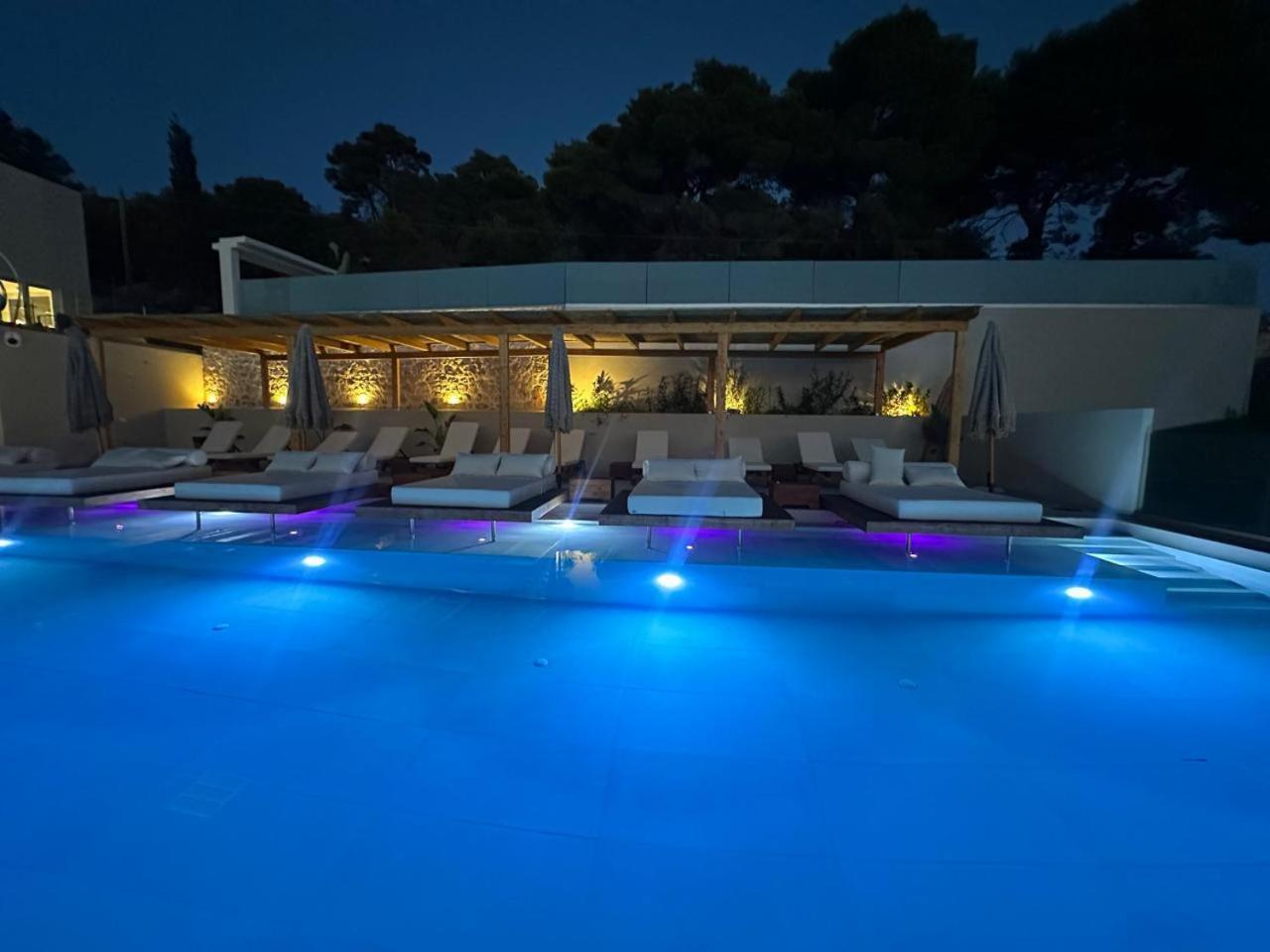 Myzith Luxury Suites Kerí Kültér fotó