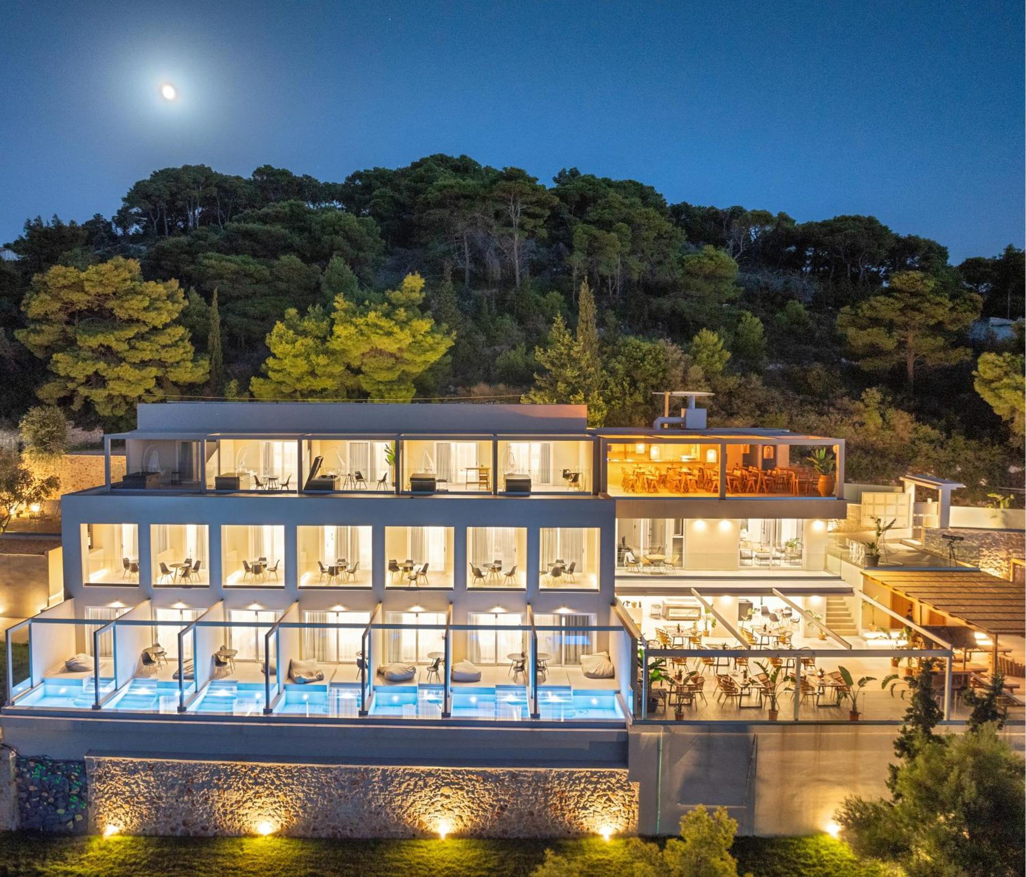Myzith Luxury Suites Kerí Kültér fotó